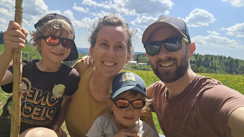 Aline, Jon, Colin et Léon