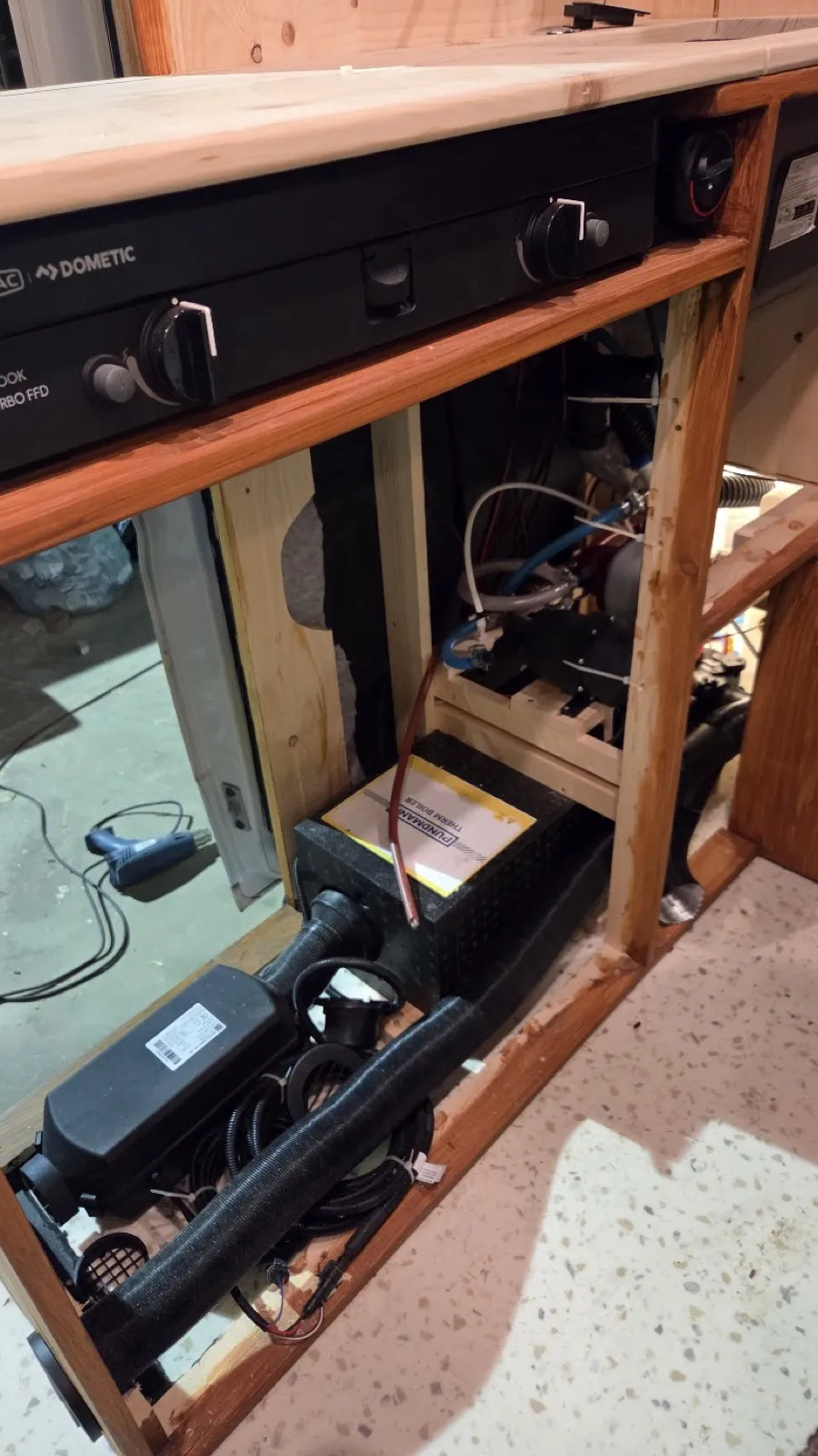 Installation du système Pundmann dans le van