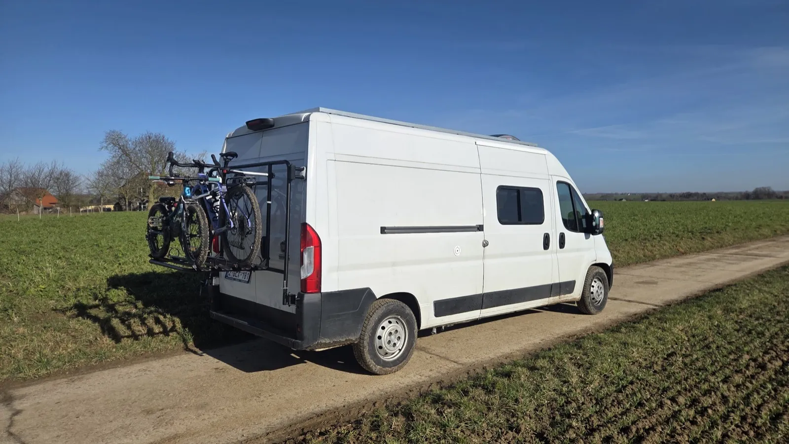 Porte-vélos Stephan Concept sur le van